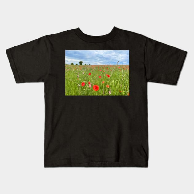 Poppy Field, Cotswolds Kids T-Shirt by Graz-Photos